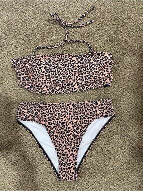 High-Waist Leopard Print Bikini Set. Size small